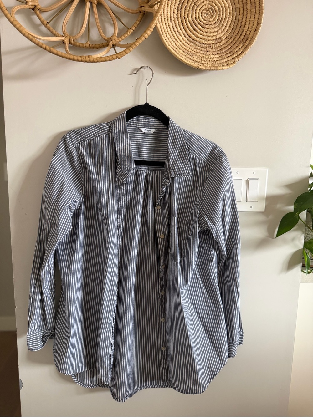 100% Cotton Beachy Sonoma Blue and White Striped Casual Button-Down Shirt